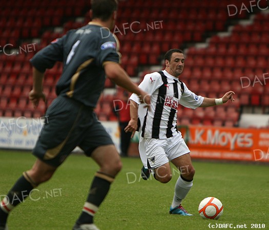 (c) www.DAFC.net
Photographs can be requested from photos@dafc.net
Davie Graham attacking
(grahamattackingParsvArbroath24thJuly2010.jpg)