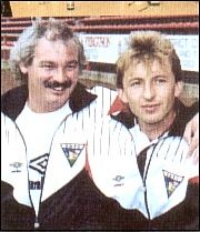                          (c) www.DAFC.net
Photographs can be requested from photos@dafc.net

Leishman signs Kozma

(leish_kozma.jpg)
