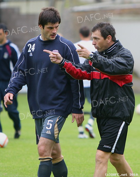 (c) www.DAFC.net
Photographs can be requested from photos@dafc.net
Stewart Petrie returns to East End Park
(petrieParsvArbroath24thJuly2010.jpg)