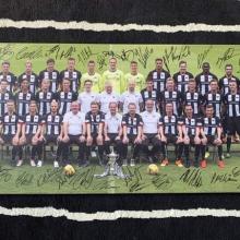 Signaed canvas 2016/2107 squad